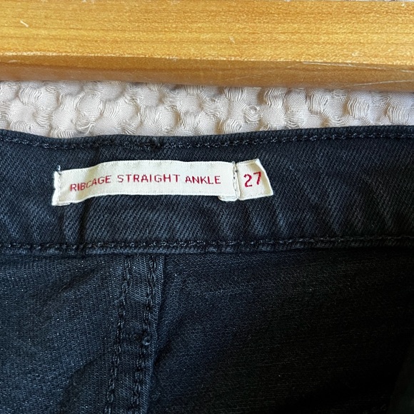 Levi's Ribcage Straight Ankle Black Jeans - Picture 4 of 5